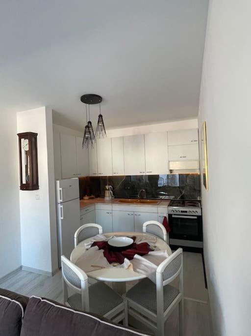 Appartement Penthouse With Castle View à Prizren Extérieur photo